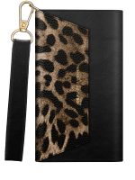 Panterprint Wallet Hoesje iPhone 13 Pro &ndash; Luxe & Polsband | Telefoonstar
