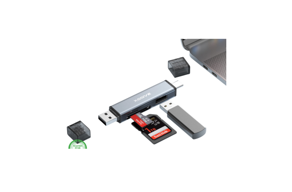 USB 2.0 Card Reader OTG en Hub &ndash; Alles-in-&eacute;&eacute;n Data Oplossing