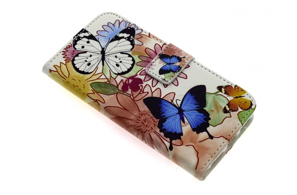 iPhone 7 ‘Vlinders en Bloemen’ Print Eco-Leer Hoesje